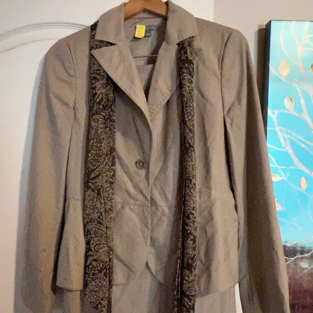 Ann Taylor women's suit